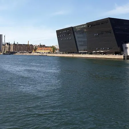 Apartment Beautiful On Stroget In Center