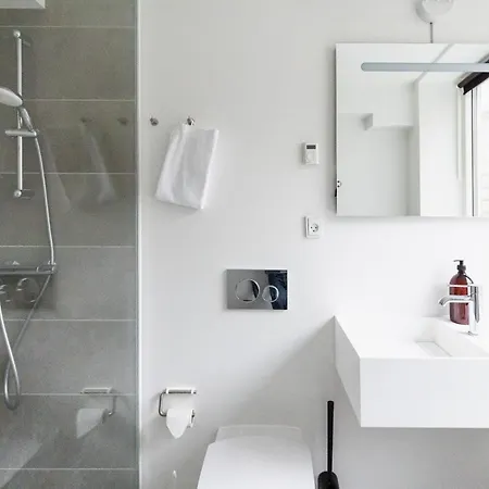 Beautiful On Stroget In Center *